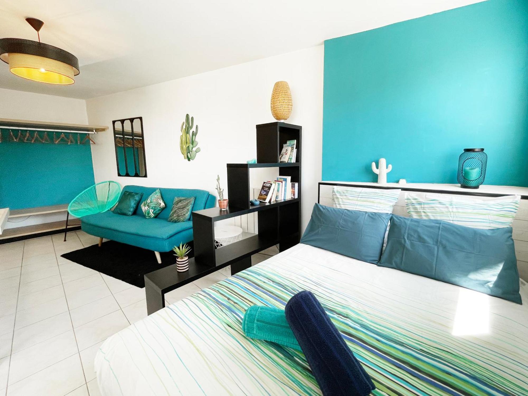 Lapin Blanc - Joli Studio Avec Terrasse Marseille Ngoại thất bức ảnh